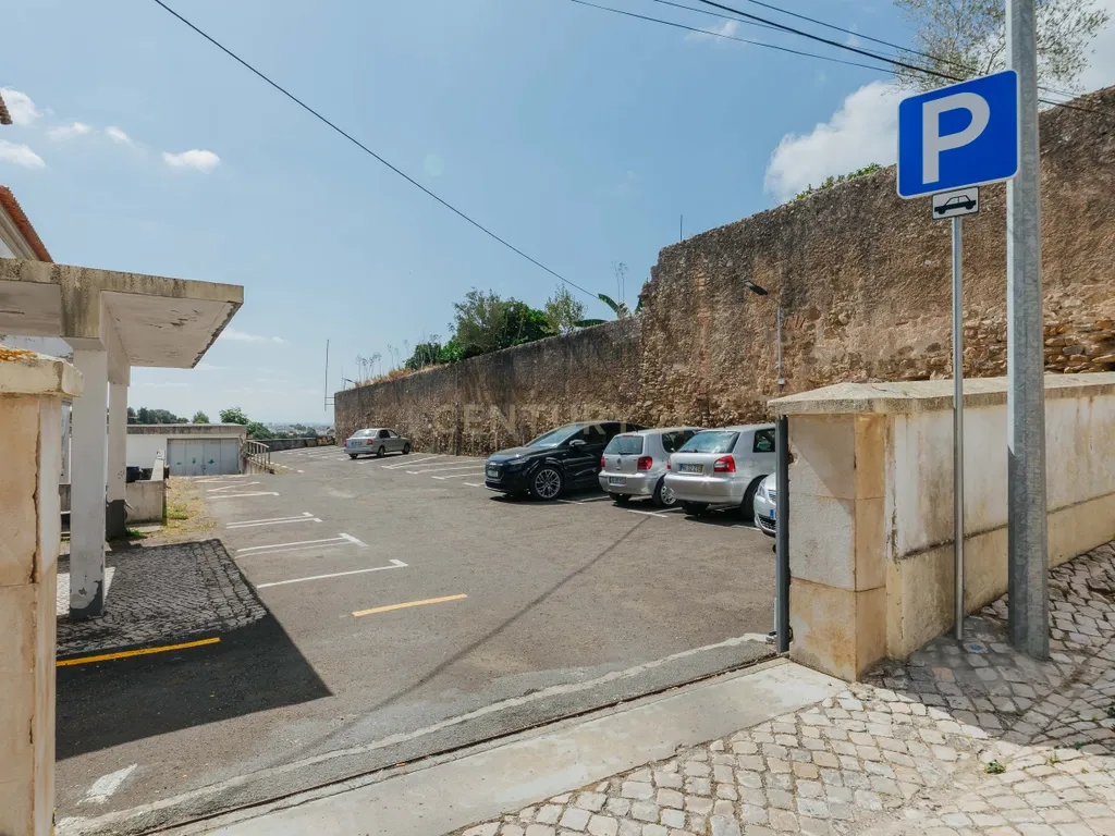 Moradia T1 no centro de Alenquer - Image 14