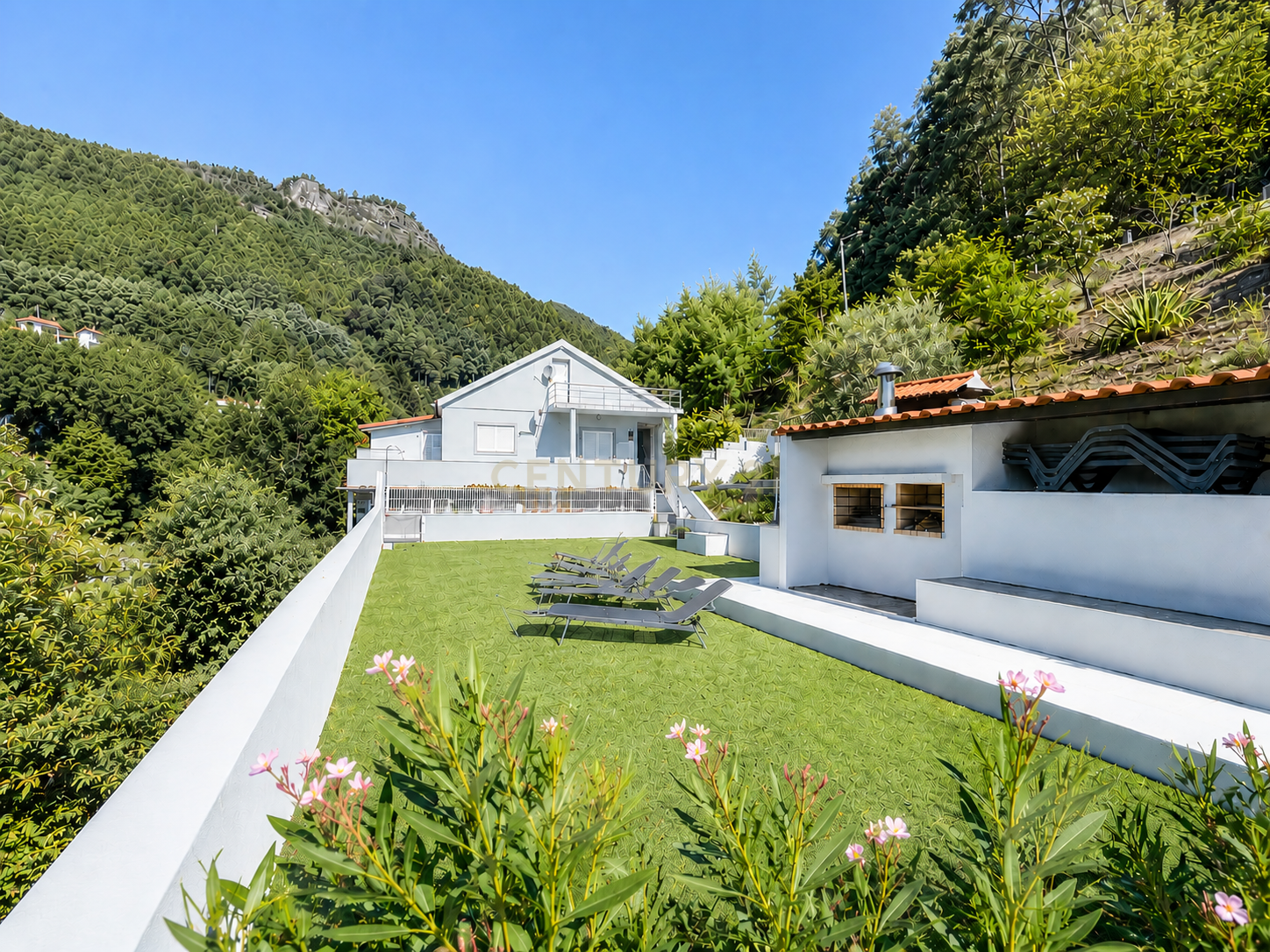 Fotografia 2 de Propriedade | GERÊS com Várias Habitações, AL em Funcionamento e Elevado Potencial de Investimento