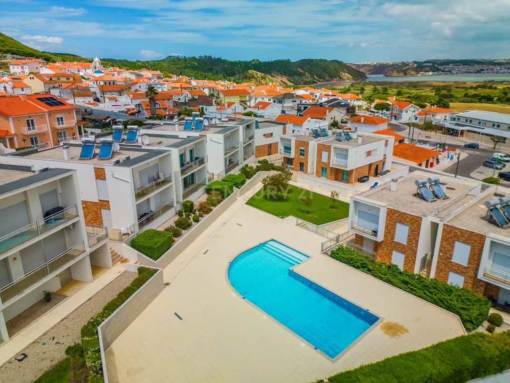 Apartamento T2 Condomínio Fechado Vista Baía - Image 18