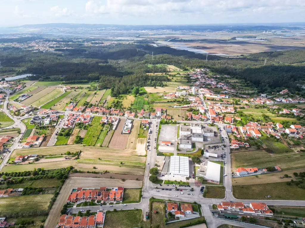 Terreno no centro do Paião, Figueira da foz - Image 7