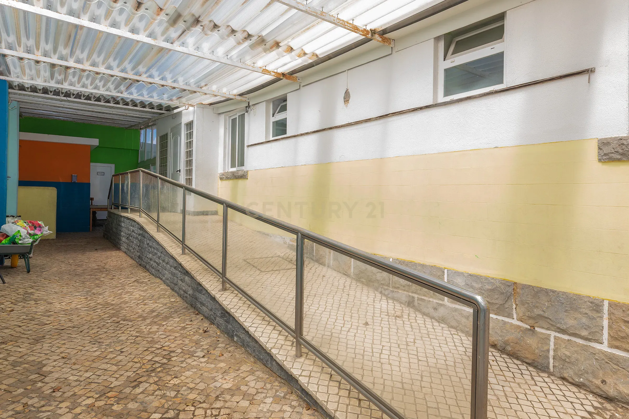 Moradia para venda | 500m² construídos | 1.060m² Terreno | Alapraia | São João do Estoril | Cascais - Image 6