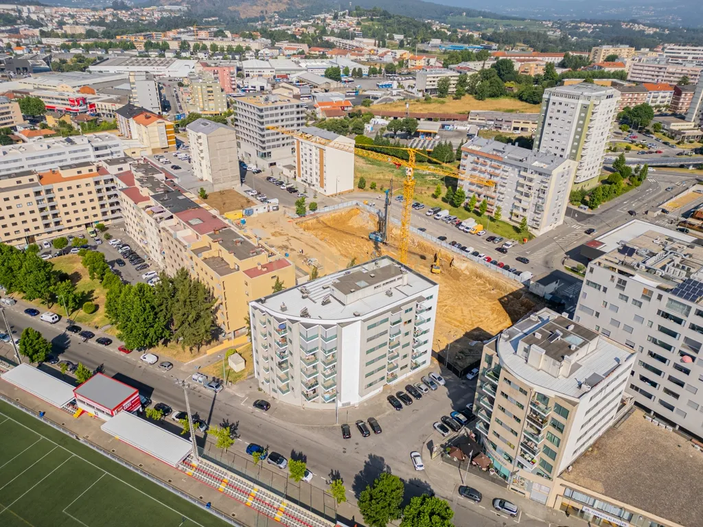 Apartamento T2 moderno em Braga - Image 28