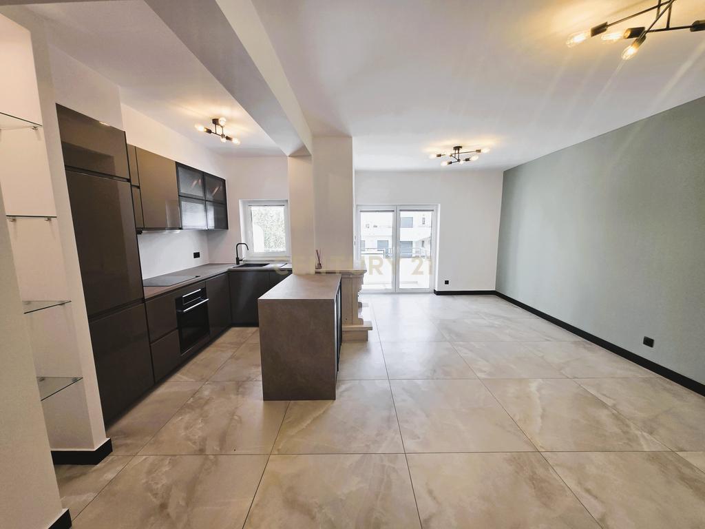 Luxuoso Duplex T2+1 na Urb. Vilaflor, Vilamoura *Renovado* - Image 9