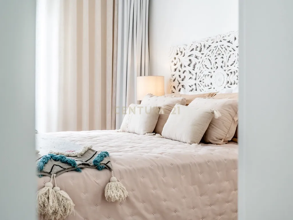 Apartamento T1 Renovado no Centro Histórico de Albufeira, a 100 metros da Praia - Image 13