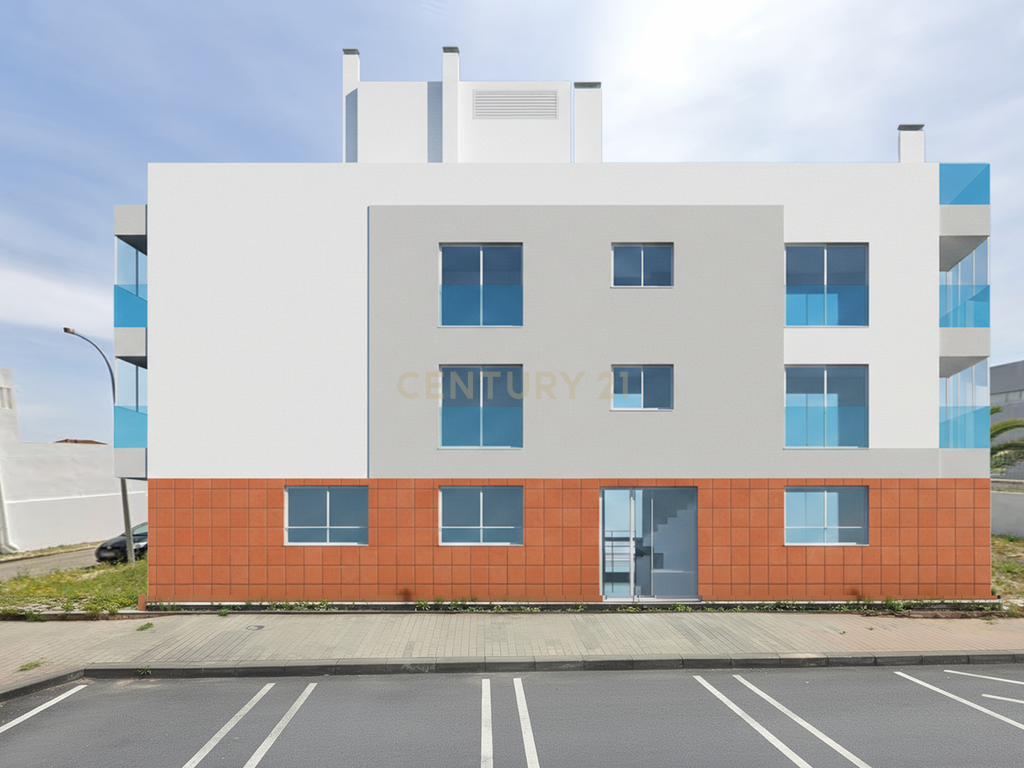 Terreno para construção de Prédio junto ao Belas Clube de Campo - Image 1