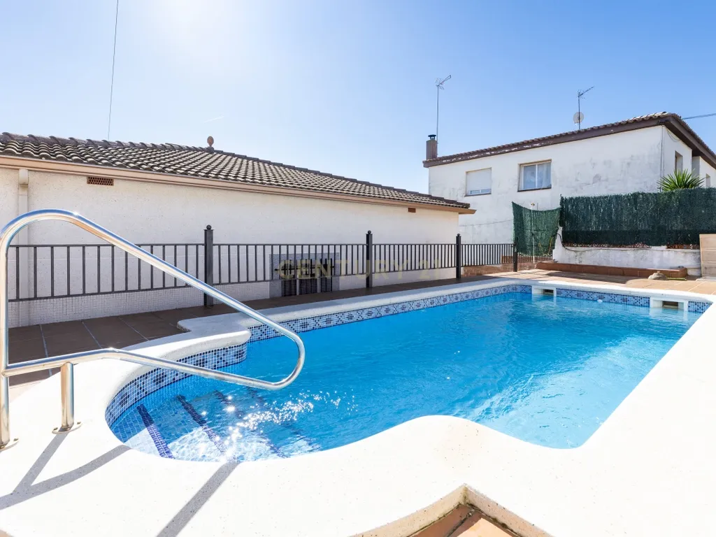 HABITATGE EN PLANTA Casa en venda a Olivella – entorn natural a 15 minuts de Sitges - Image 45