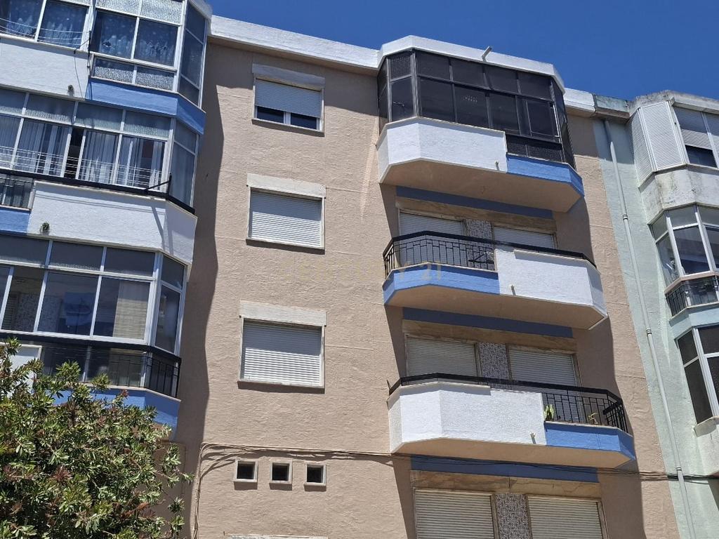 Apartamento T3 - Mem Martins - Image 1