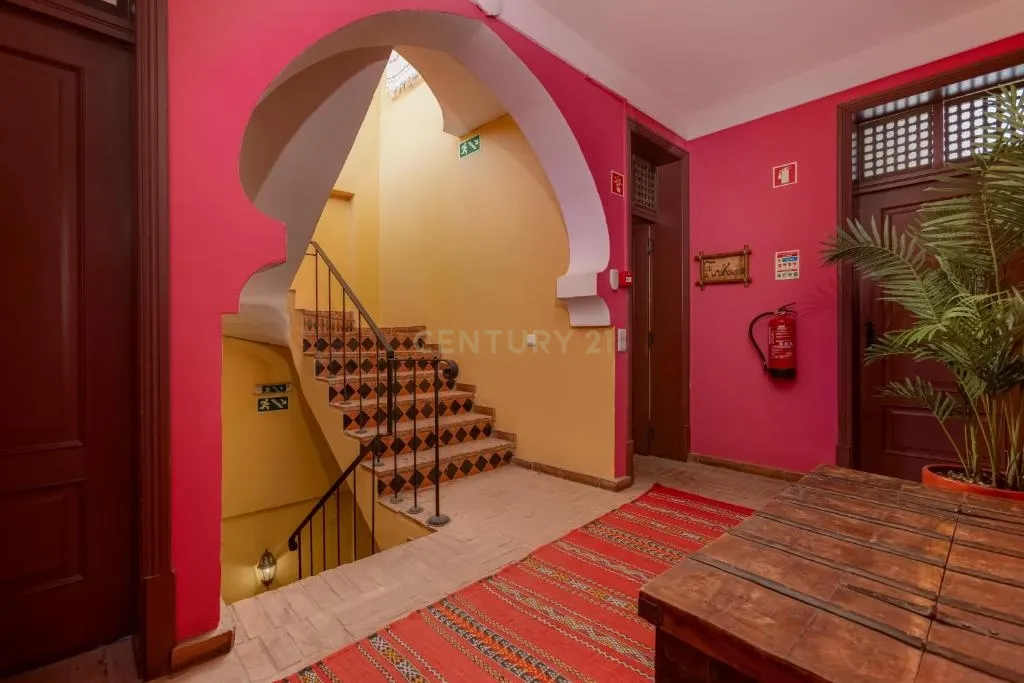 Casa Histórica de Charme Neo-Mourisco | Centro Histórico de Lagos - Image 7