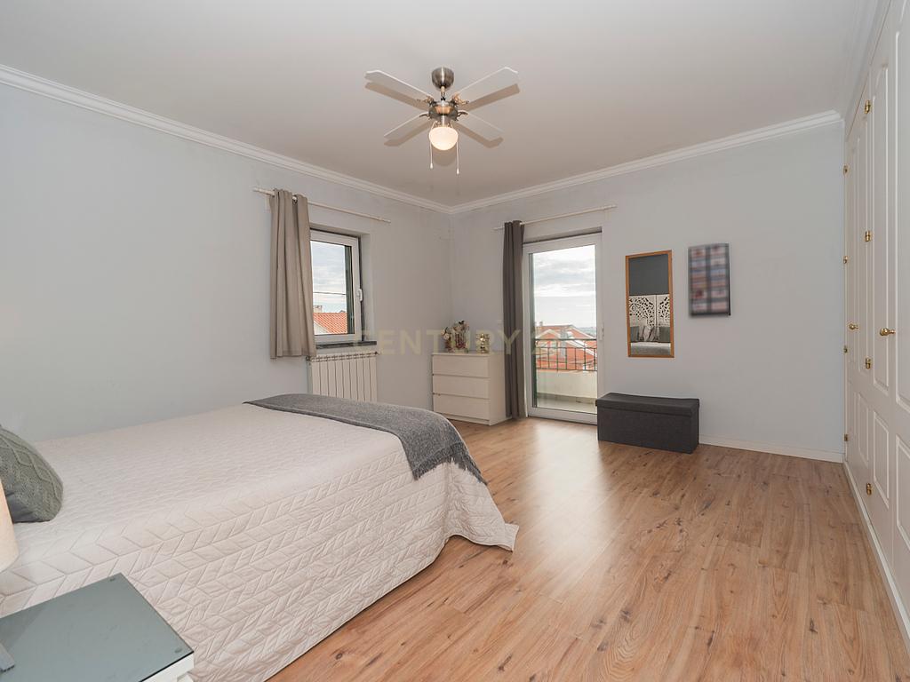 Descubra a sua nova casa em Odivelas – Um refúgio de conforto, espaço e qualidade de vida. - Image 28