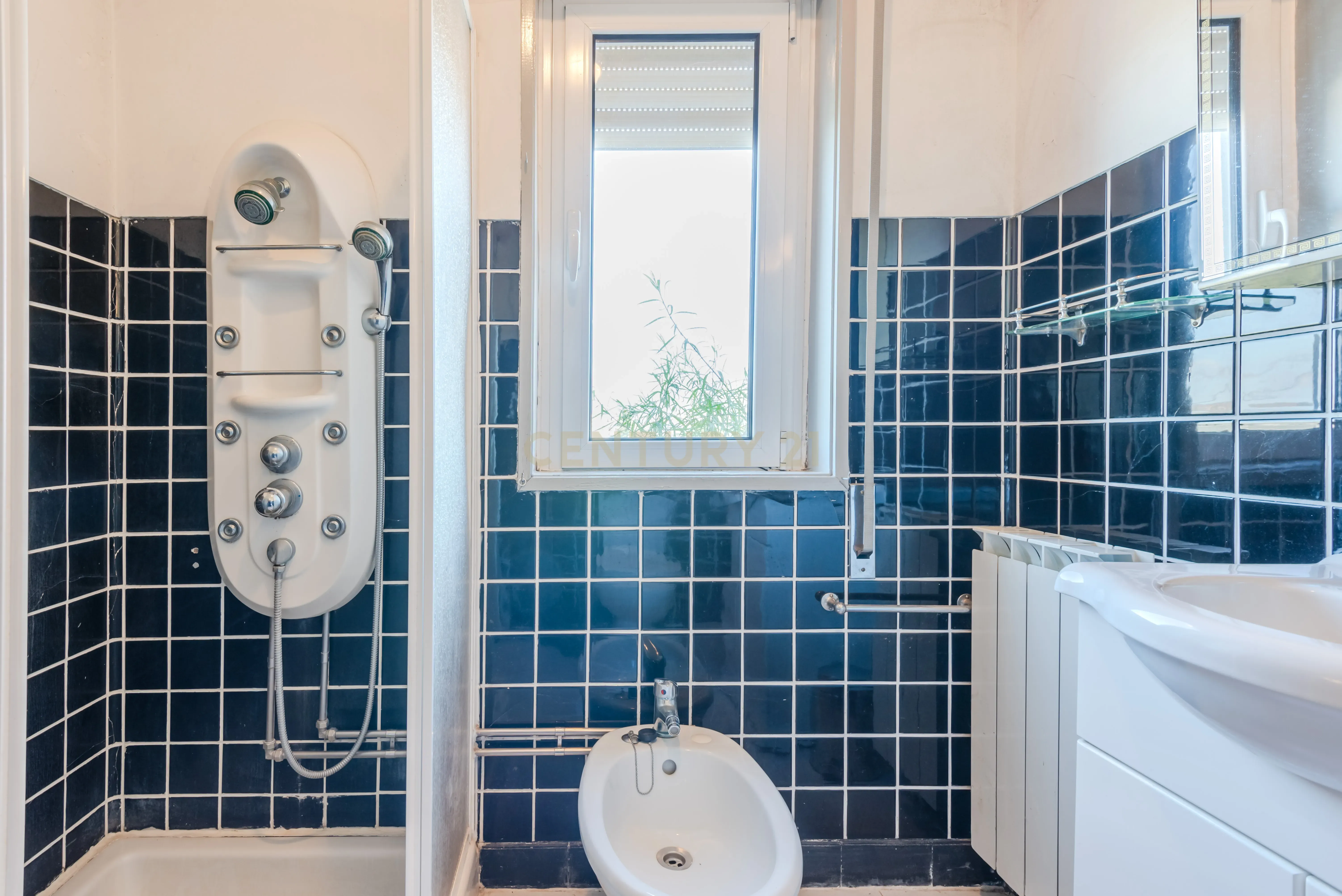 Casa Senhorial com Jardim e Terreno, Ferro, Covilhã - Image 24