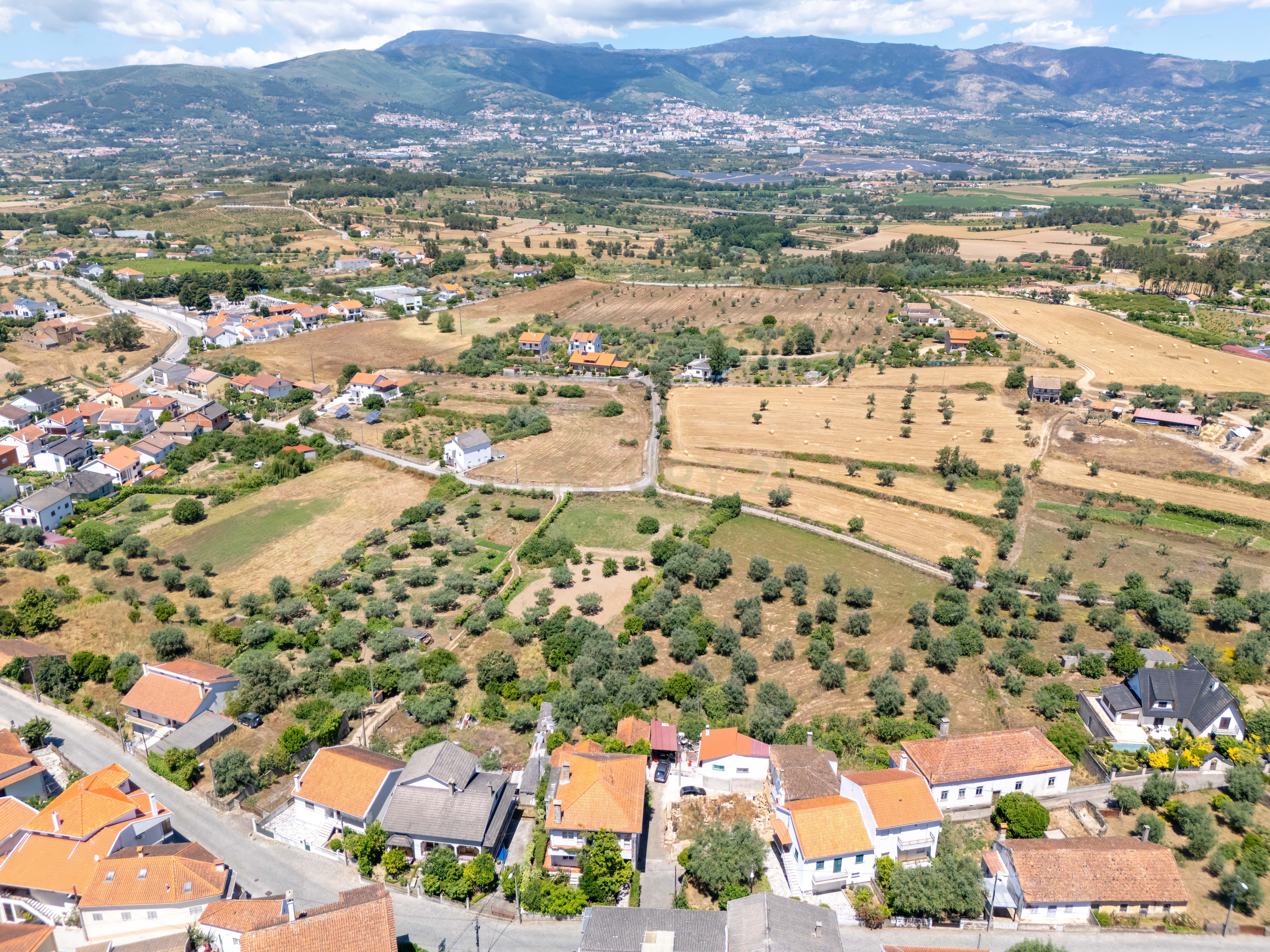 Casa Senhorial com Jardim e Terreno, Ferro, Covilhã - Image 7