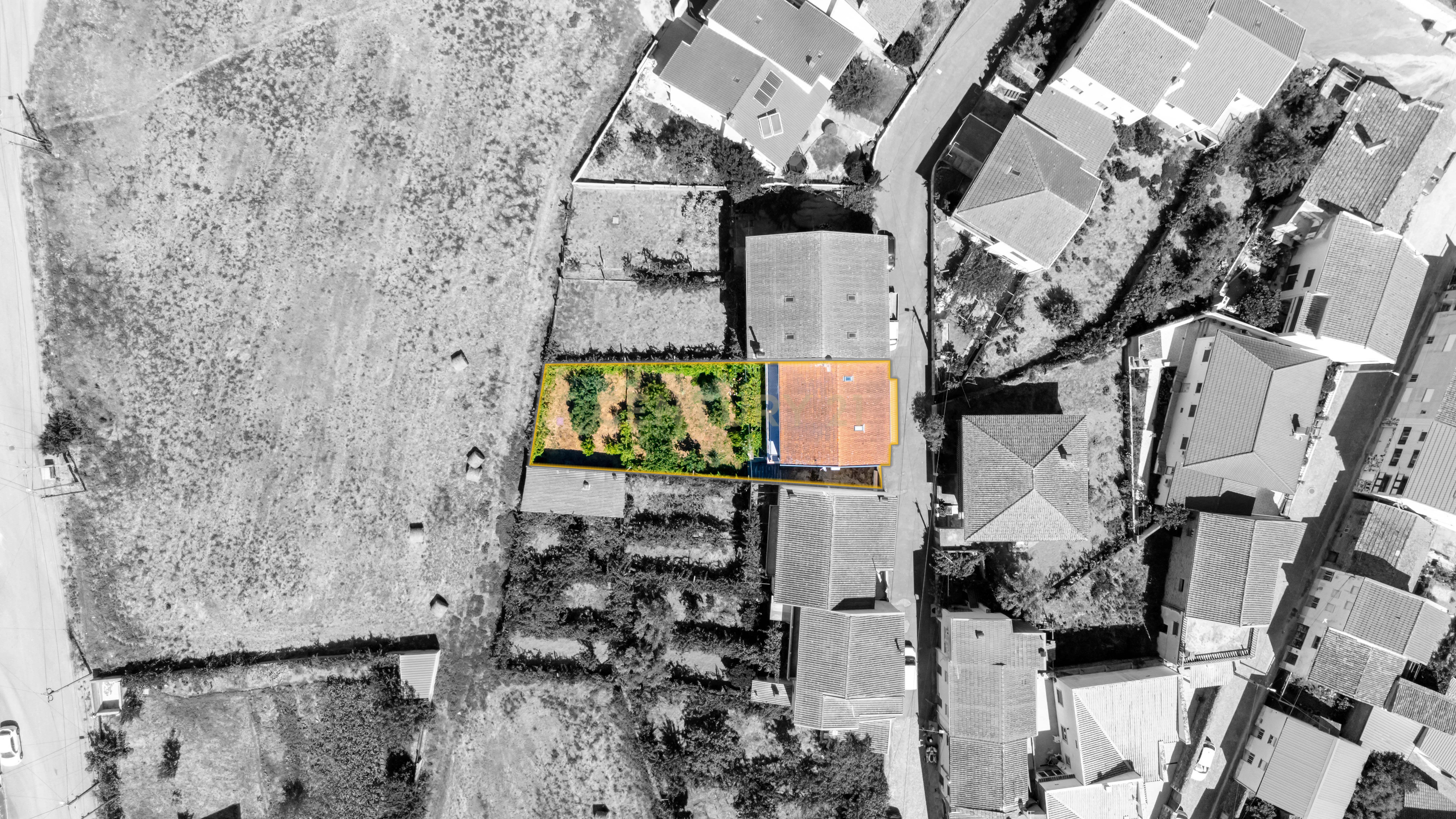 Moradia T3 Erada , Covilhã - Image 27
