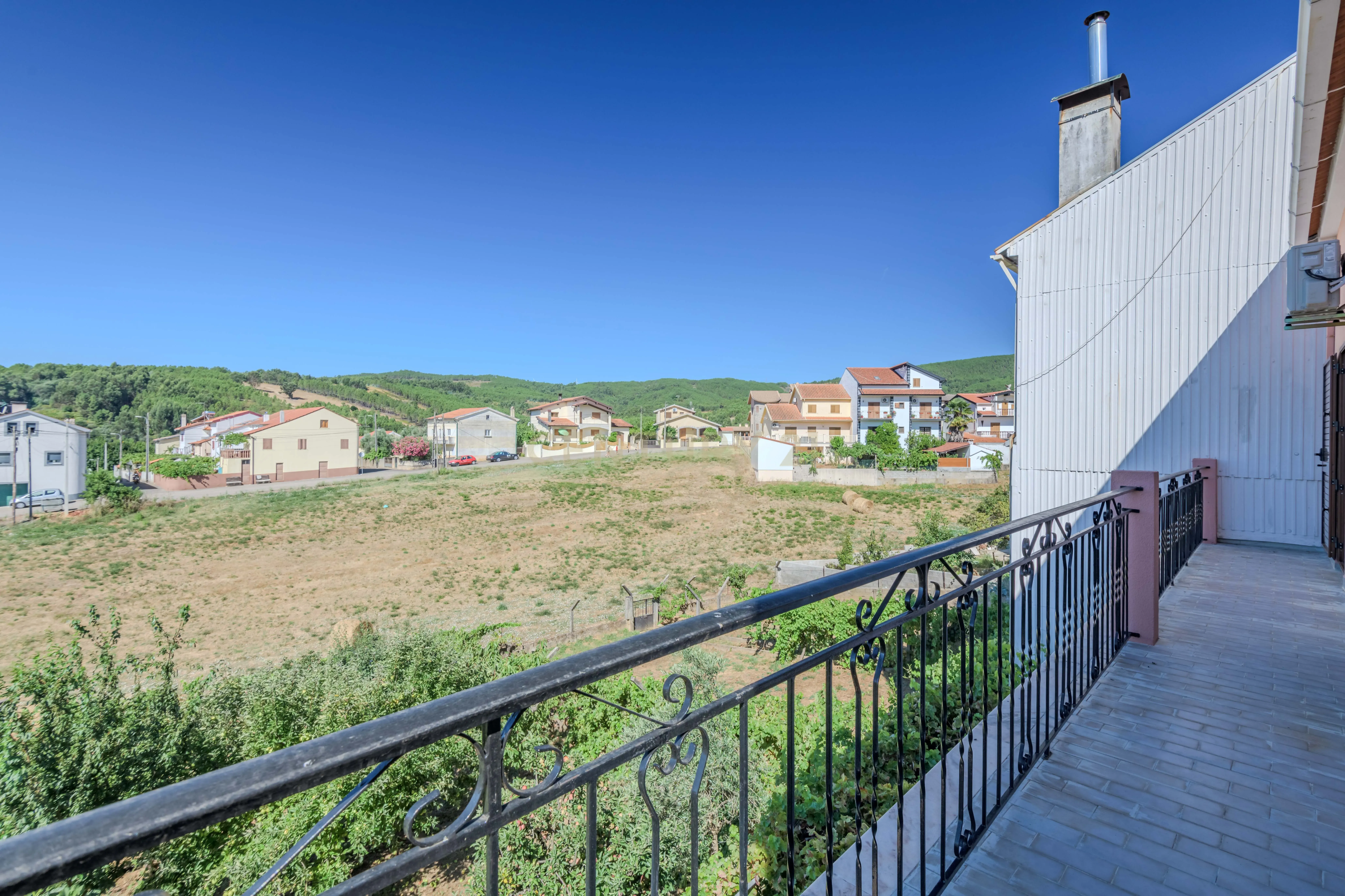 Moradia T3 Erada , Covilhã - Image 12