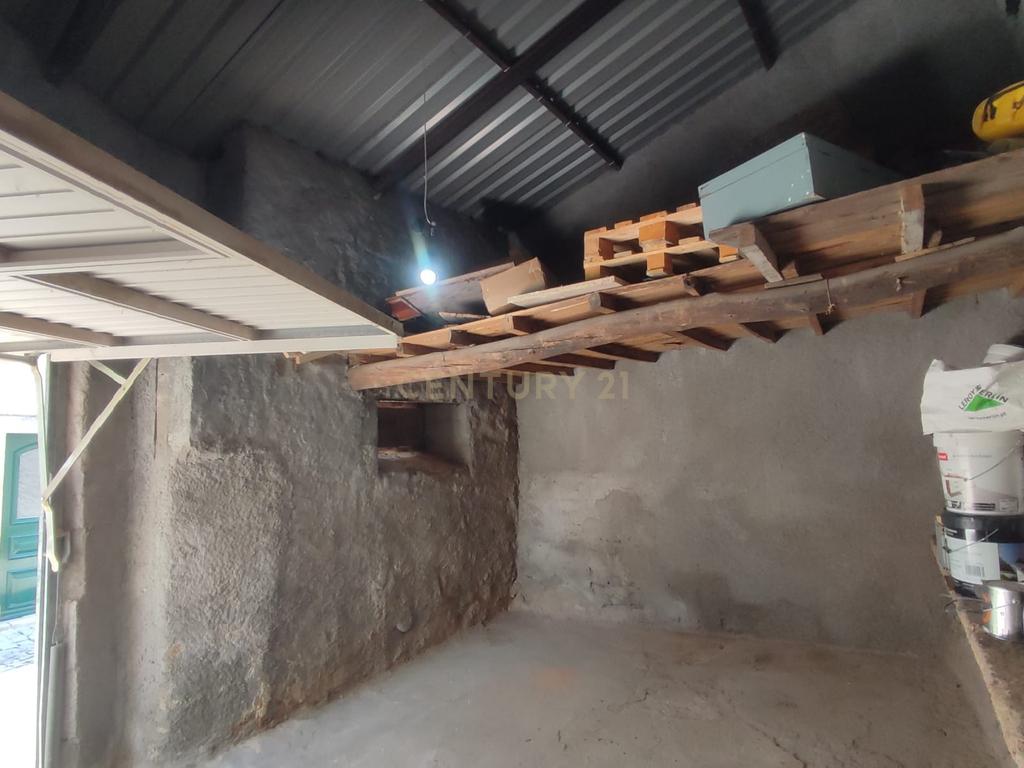 Moradia T2 com Garagem, Póvoa de Rio de Moinhos, Castelo Branco - Image 16