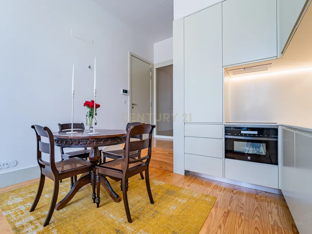 Apartamento T1 para Venda a Gonçalo Cristóvão - Image 3