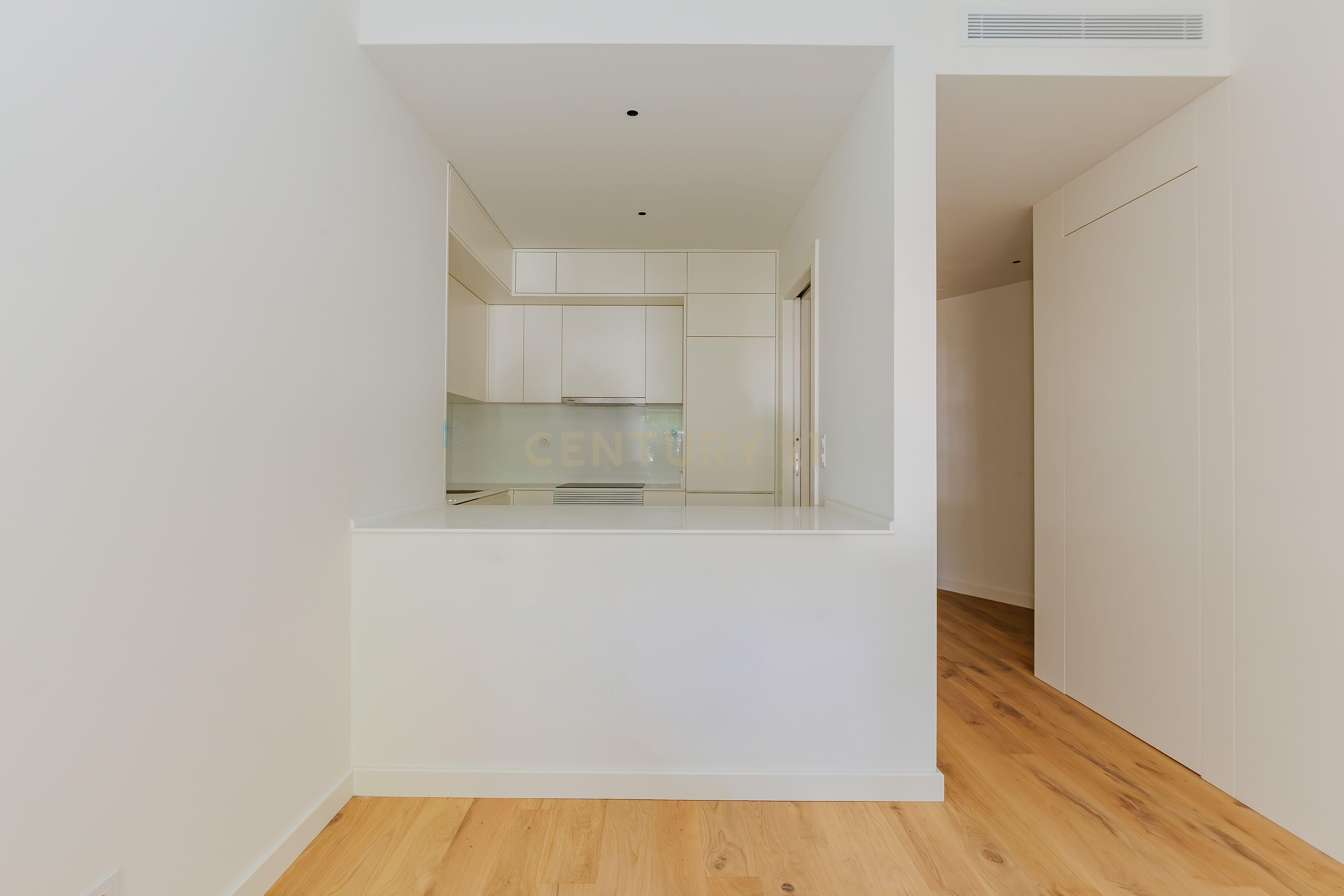 Fotografia 7 de Apartamento T2 Novo a estrear em Areeiro