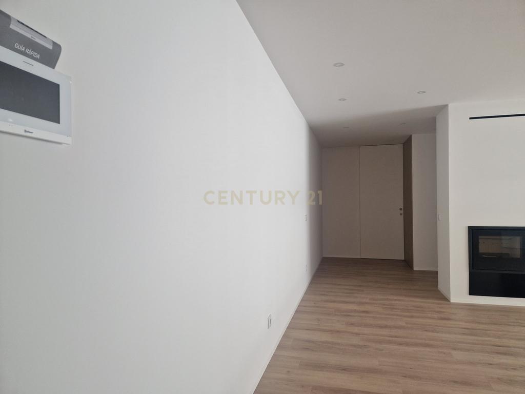 T3 Novo para Arrendamento Green Terrace (Porto) - Image 2