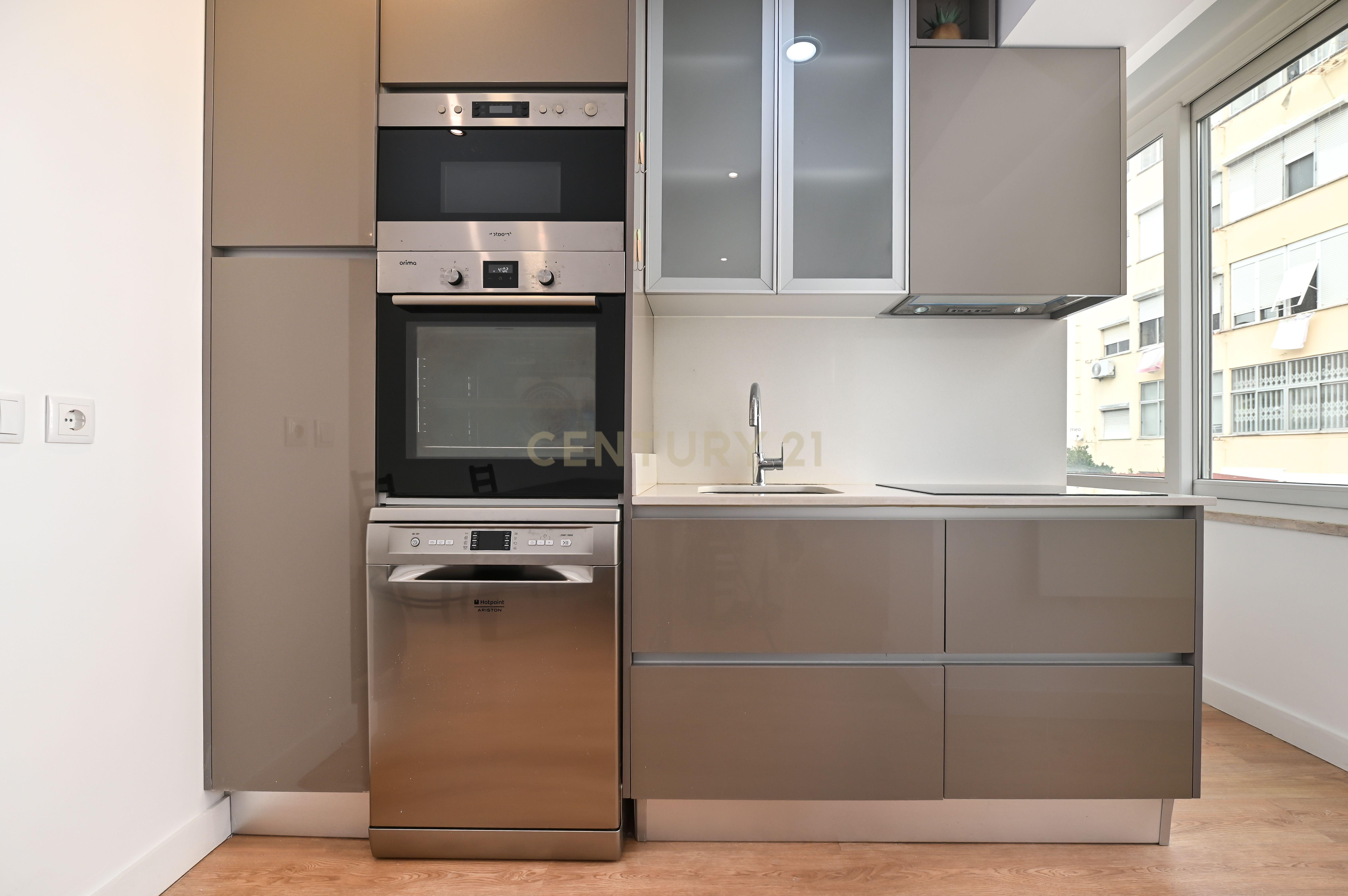 Apartamento T3 à venda em Benfica, Lisboa — foto 2