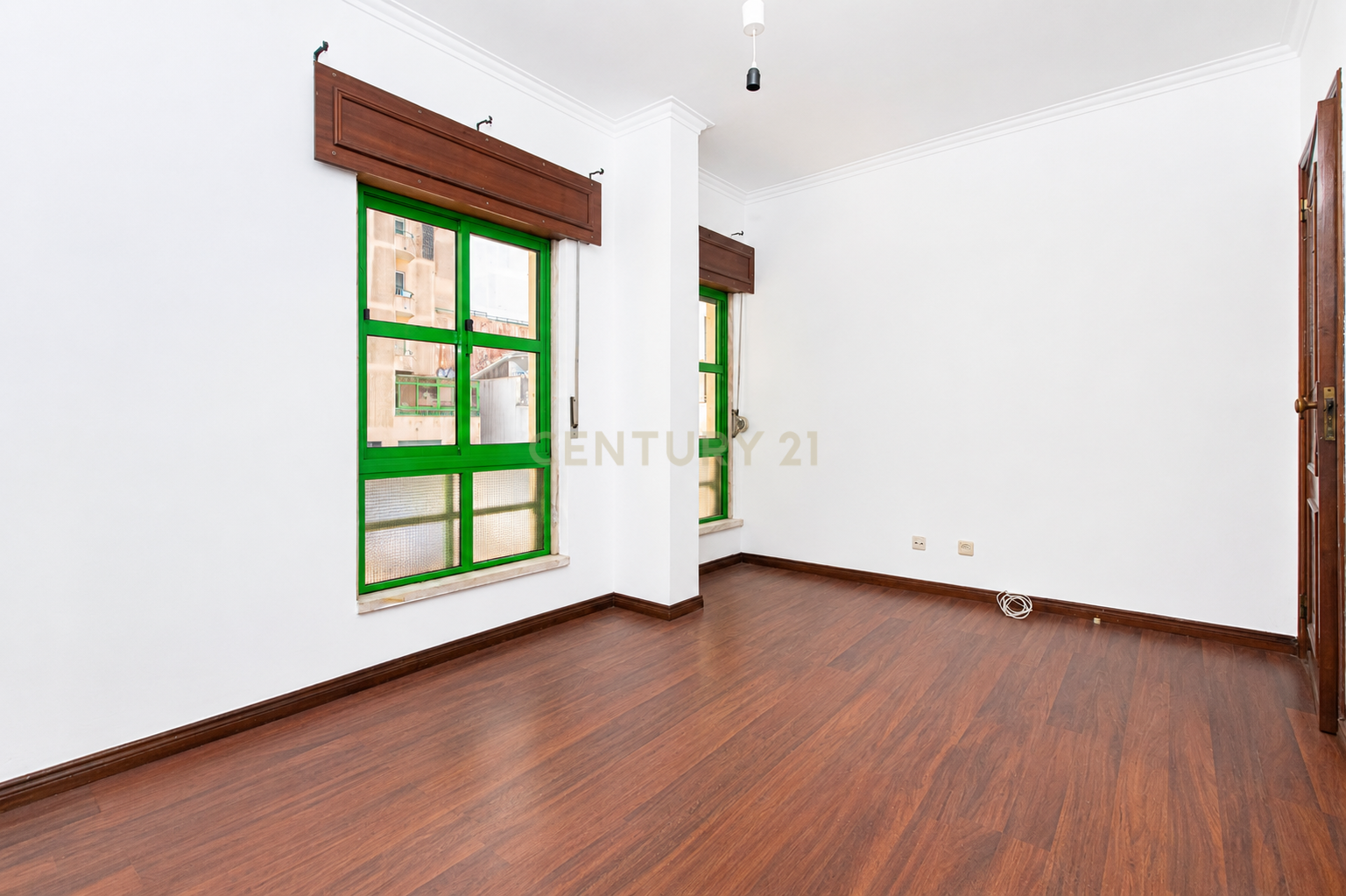 Fotografia 7 de Apartamento T3 com Parqueamento e Arrecadação | Rio de Mouro