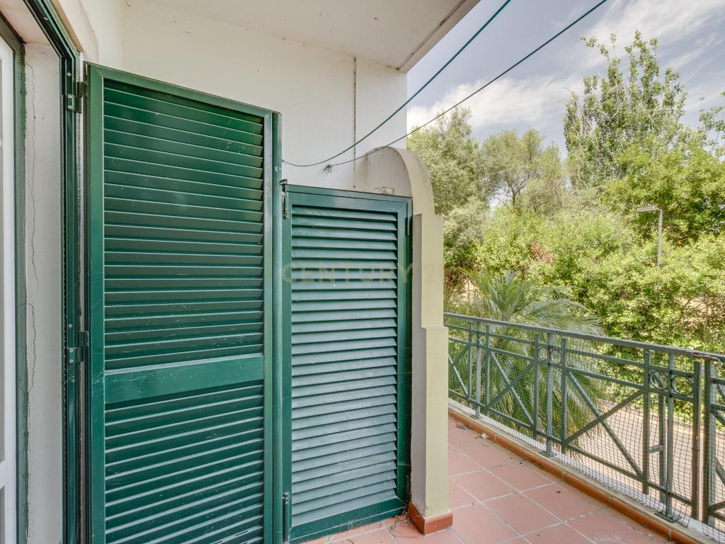 Apartamento T3 em condomínio fechado com piscina na Beloura - Image 24