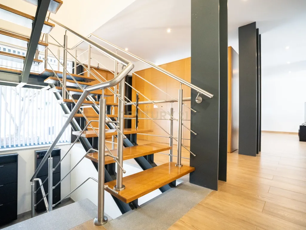 Moradia Contemporânea T4 em Santo António da Charneca - Barreiro - Image 25