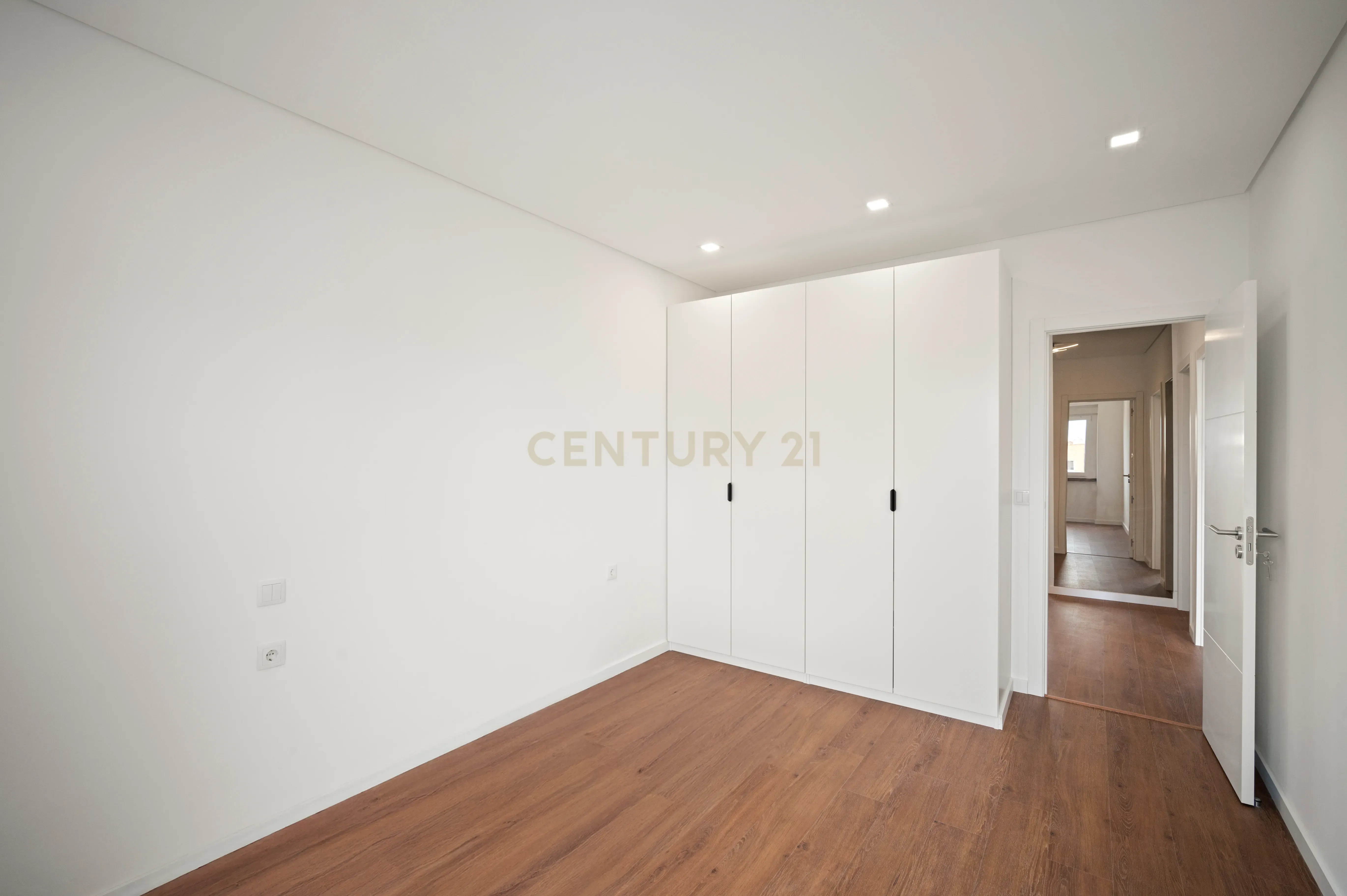 Fotografia 9 de Apartamento T3 em Oeiras para arrendamento- Novo e Pronto a Habitar