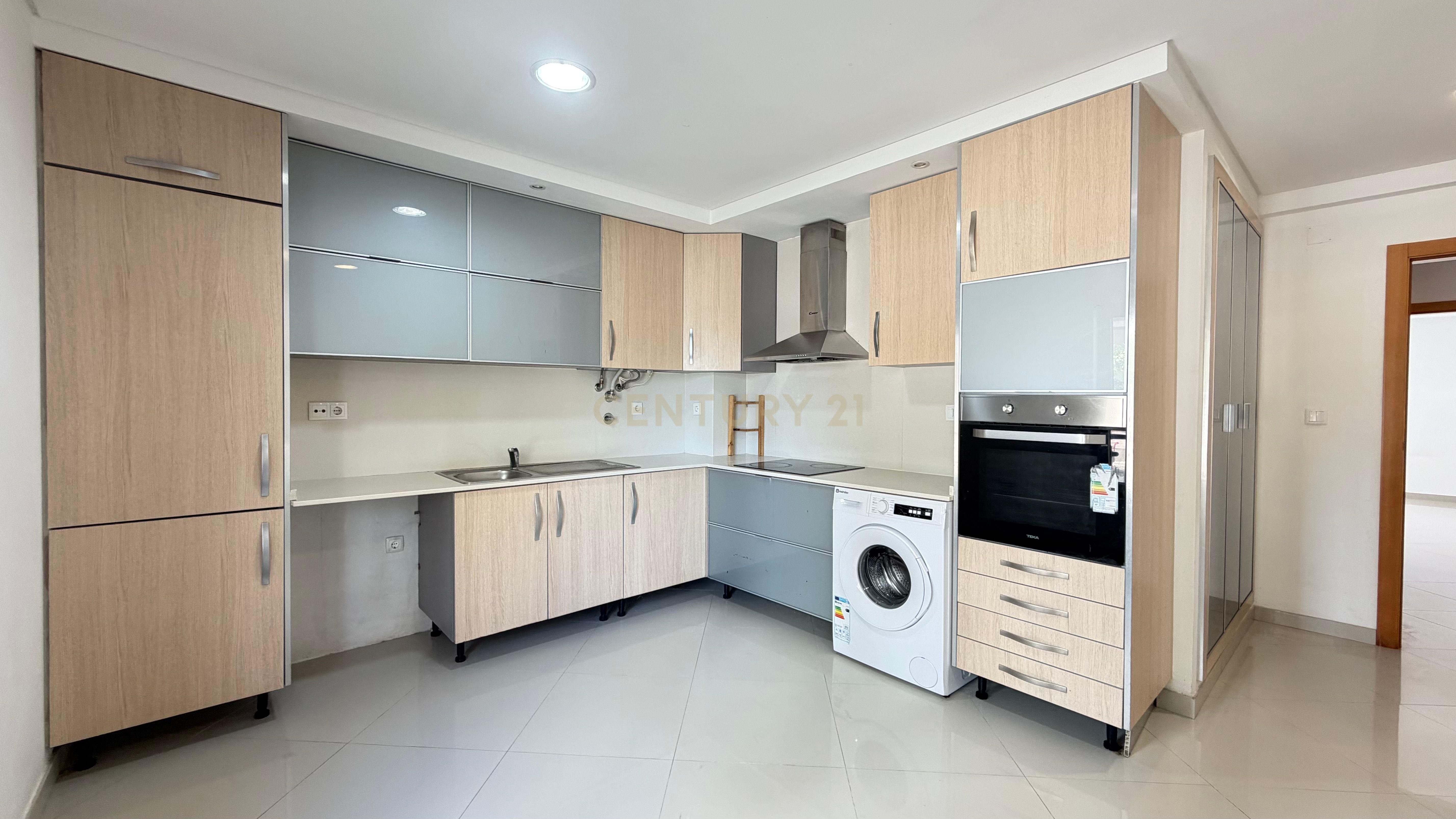 Fotografia 4 de Apartamento T4 com Arrecadação, na Cascalheira, Pinhal Novo