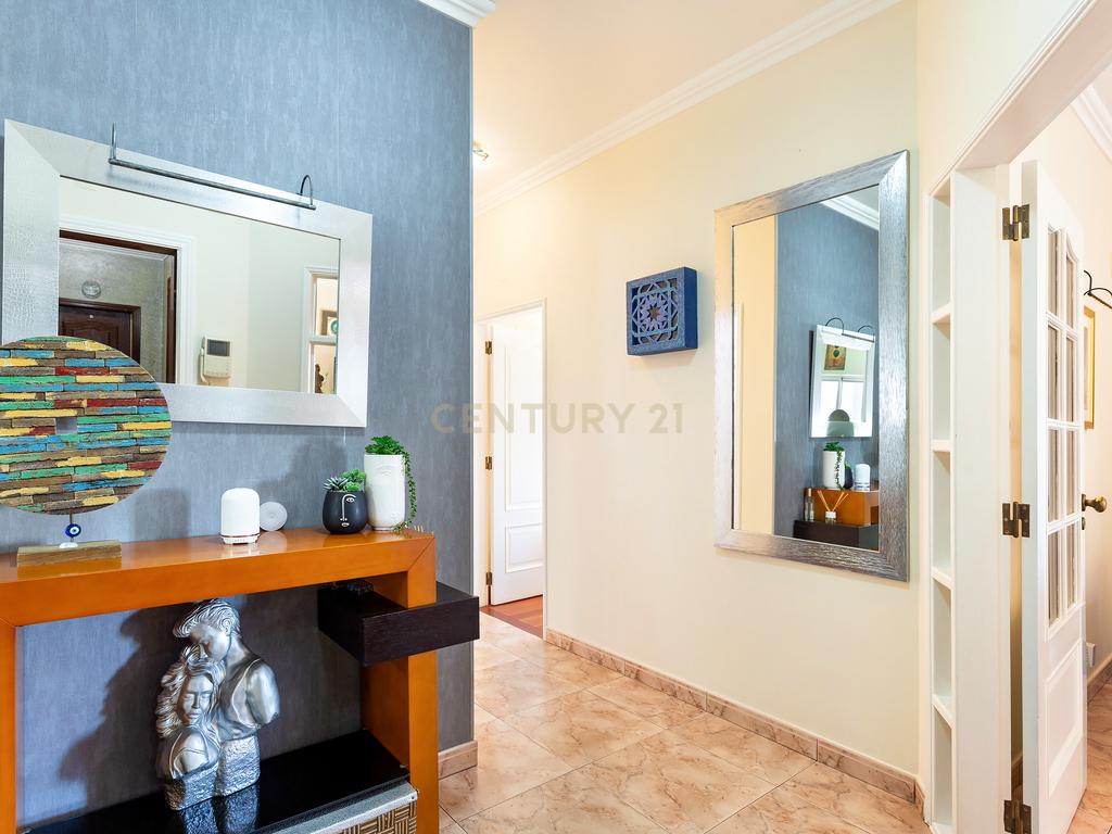 Apartamento T4 com 144m2 no Coração do Algarve - Almancil - Image 2