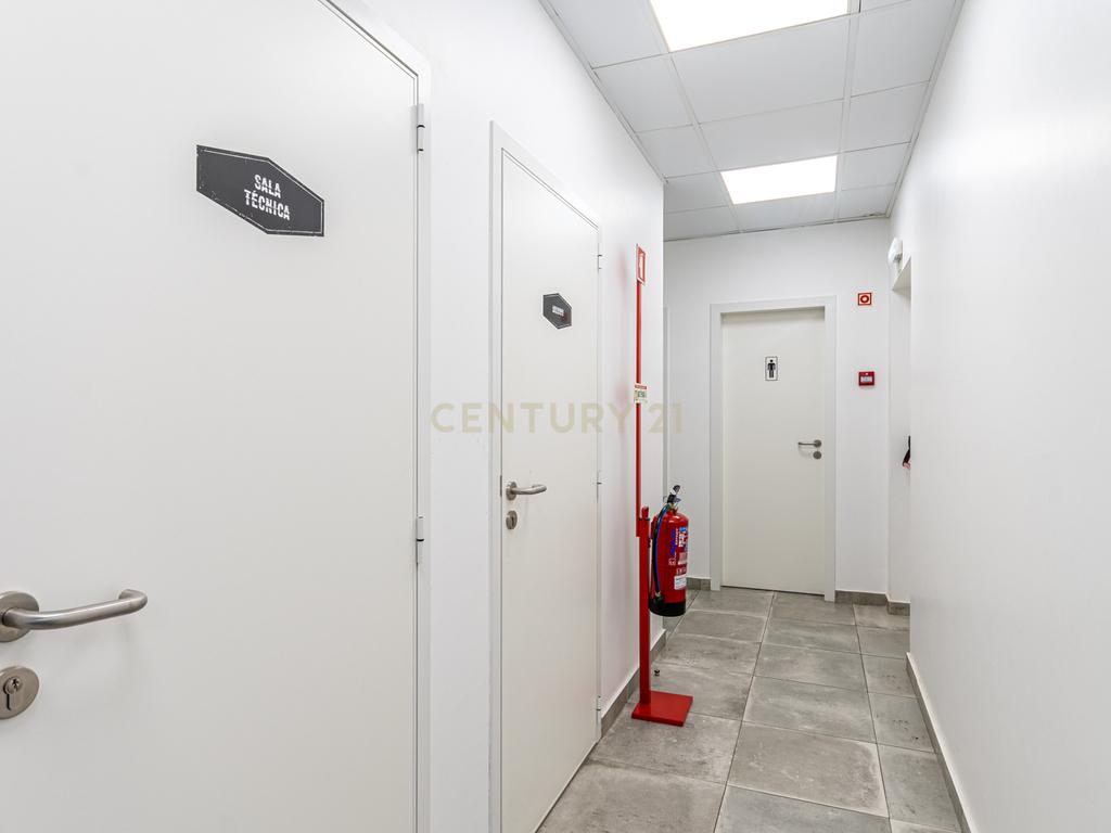 🎯 Oportunidade Única no Centro de Loures! - Image 54