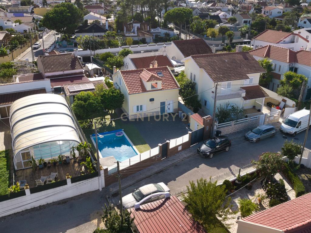 Moradia Isolada T3 com Piscina- Furo água - Aroeira - Image 36
