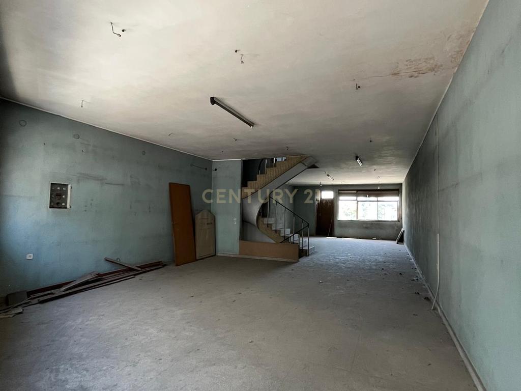 Prédio na Rua de Fernandes Tomás com Projeto Aprovado – Baixa - Centro Histórico - Porto - Image 11