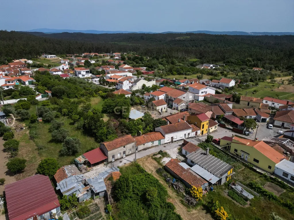 Moradia para reabilitação total, situada em Casal do Redinho, Alfarelos, Soure - Image 10