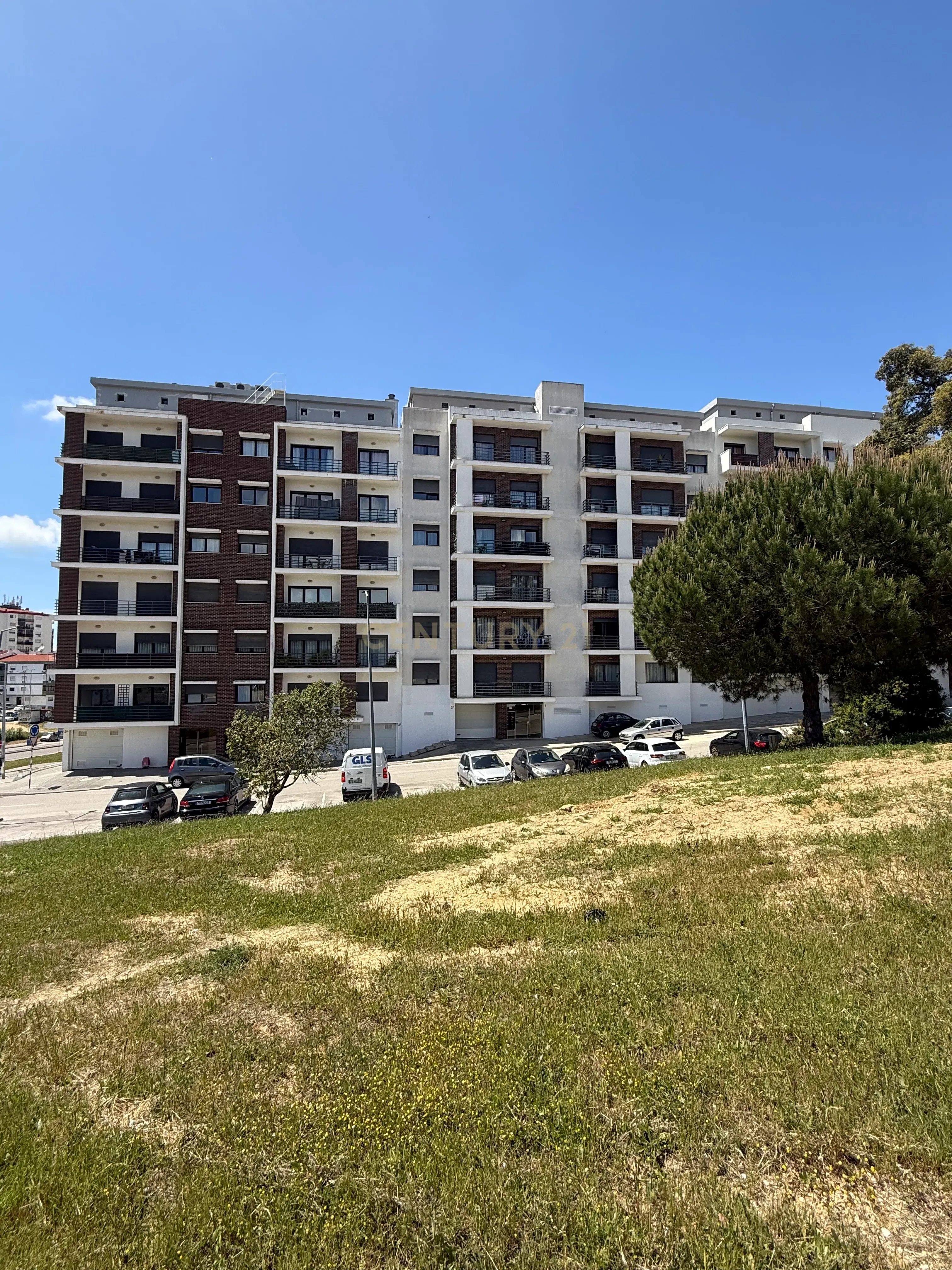 T3 c/Arrecadação e Parqueamento - Torre da Marinha - Image 20