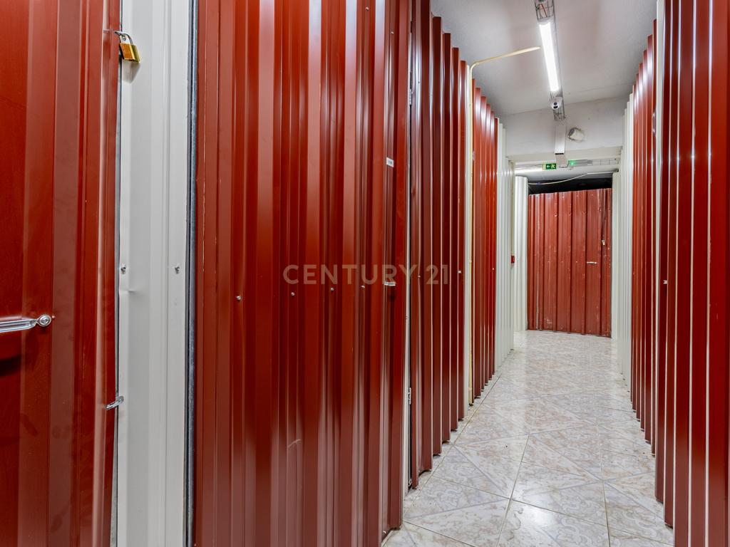 Garagem com Negócio em Funcionamento e Elevado Potencial de Rentabilidade | Pinhal Novo - Image 5