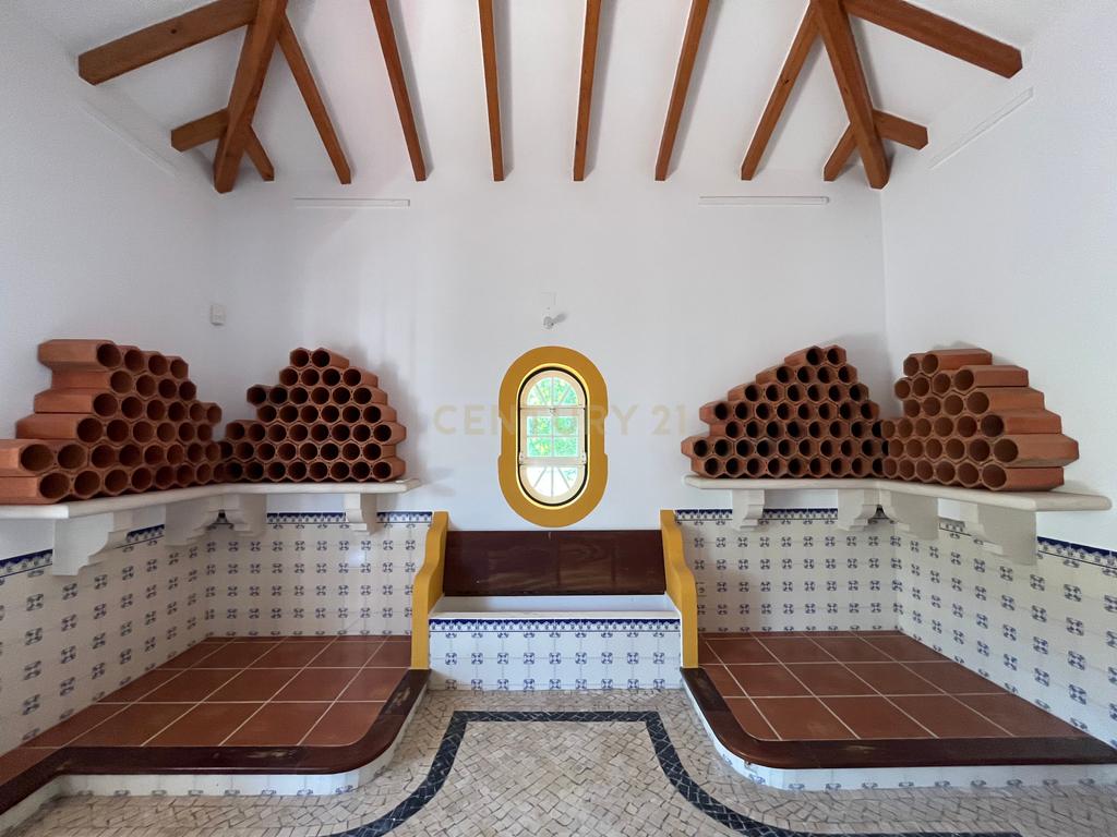 Moradia com 5 quartos em Vale Covo, Bombarral, com jardim, piscina, barbecue, adega e várias zonas de lazer - Image 43
