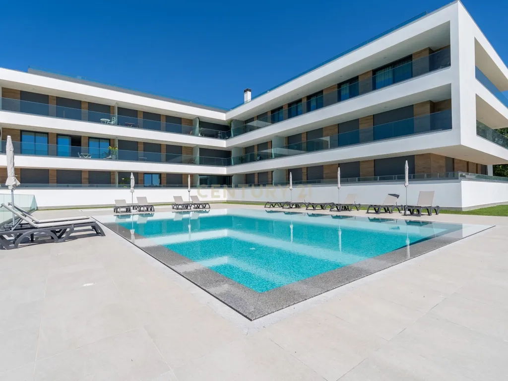 Apartamento T2 Novo a Estrear, Piscina, Estacionamento Privativo, no Centro de Albufeira – Correeira - Image 20