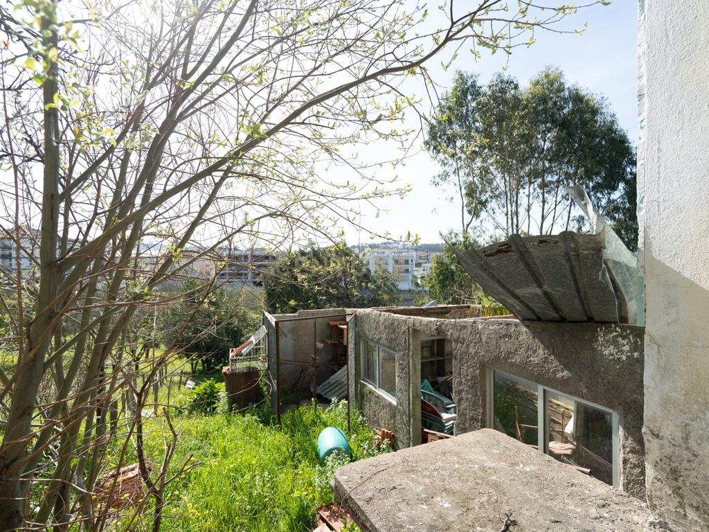 Excelente oportunidade de investimento no centro de São Martinho do Bispo, Coimbra. As referências C0289-01959 (moradia e terreno) e C0289-01957 (terreno) são vendidas em conjunto. - Image 36