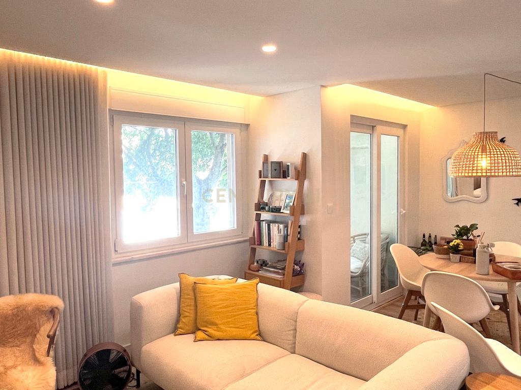 Moderno T1 em Lisboa - Perfeito para Viver ou Investir - Image 11