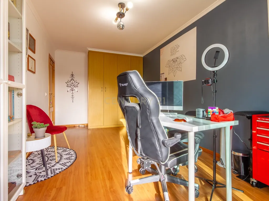 Apartamento Quatro Assoalhadas -Com Lugar de Parqueamento - Quinta do Anjo, Palmela - Image 20