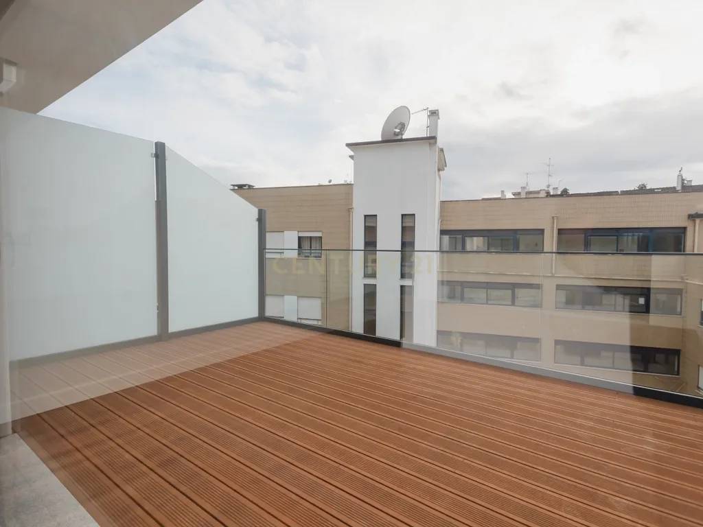 Moradia T3 de excelência no centro de Leiria - Image 53