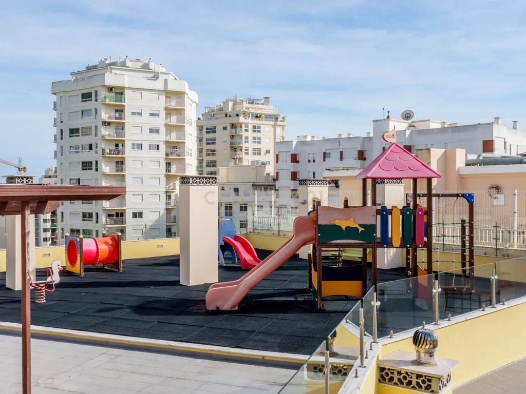 Apartamento T1 | Vista mar | Piscina | Estacionamento | Praia 100mt | Armação de Pera | Algarve - Image 30