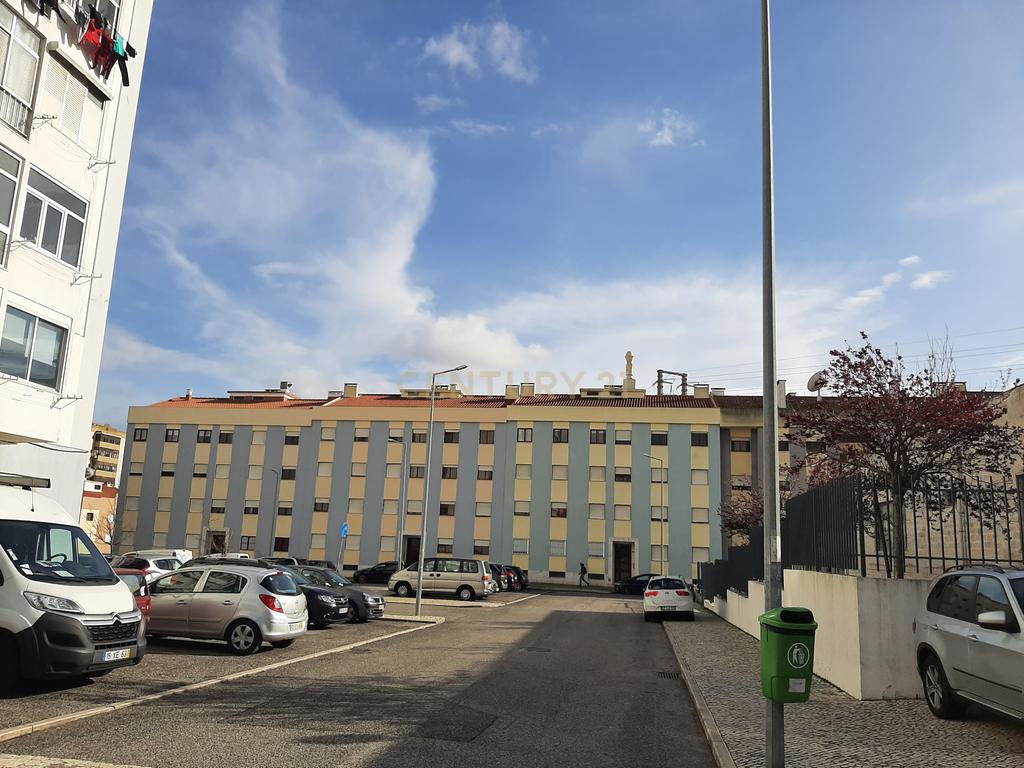 Venda de Apartamento T2  Arroja -  Odivelas - Image 21