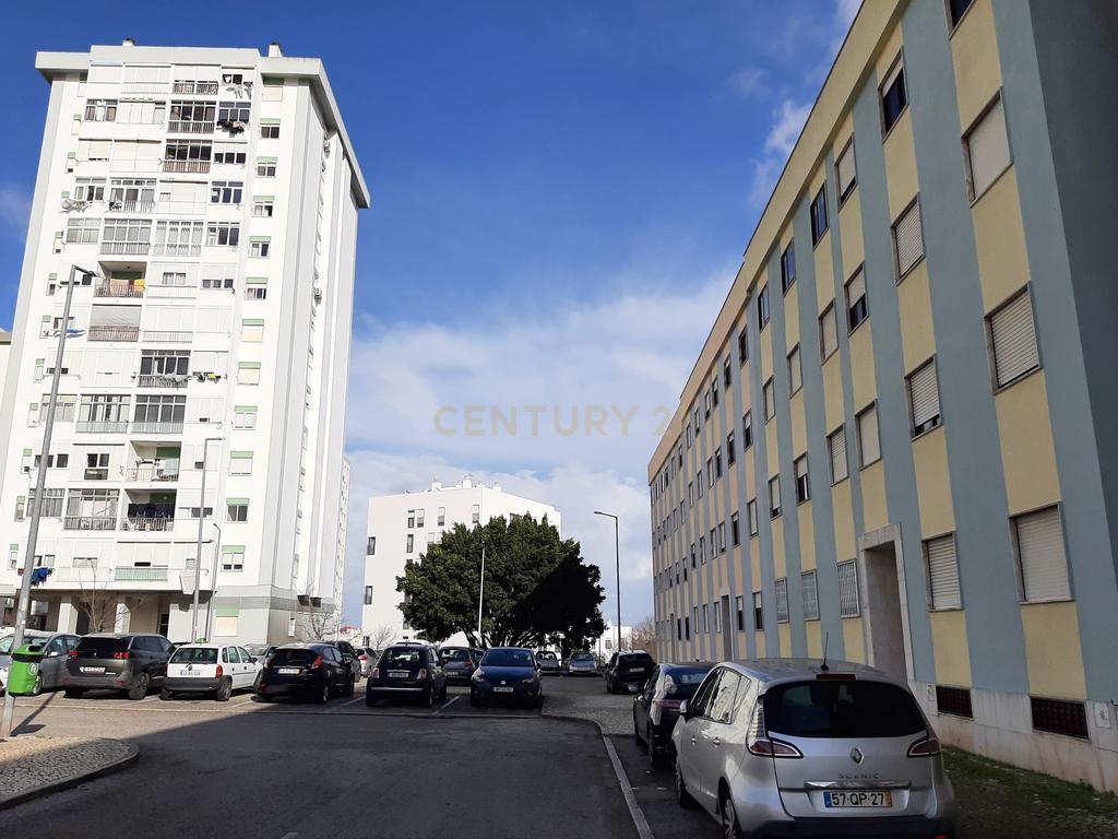 Venda de Apartamento T2  Arroja -  Odivelas - Image 23