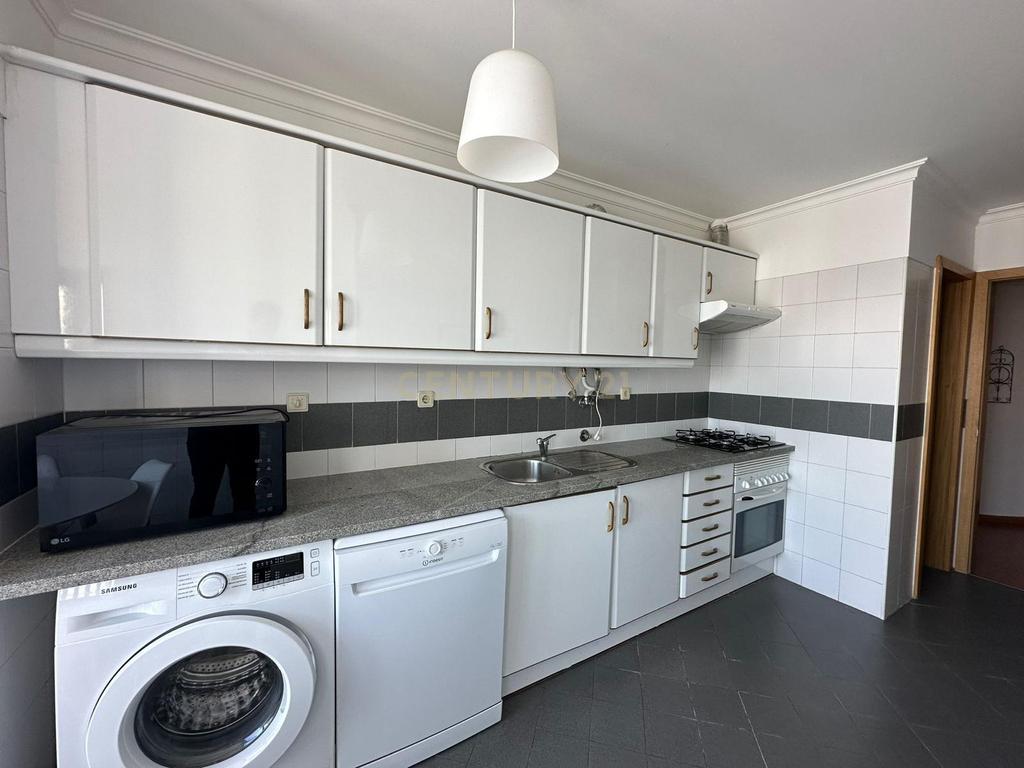 Apartamento mobilado e equipado no centro do Feijó arrendar.  - Image 4