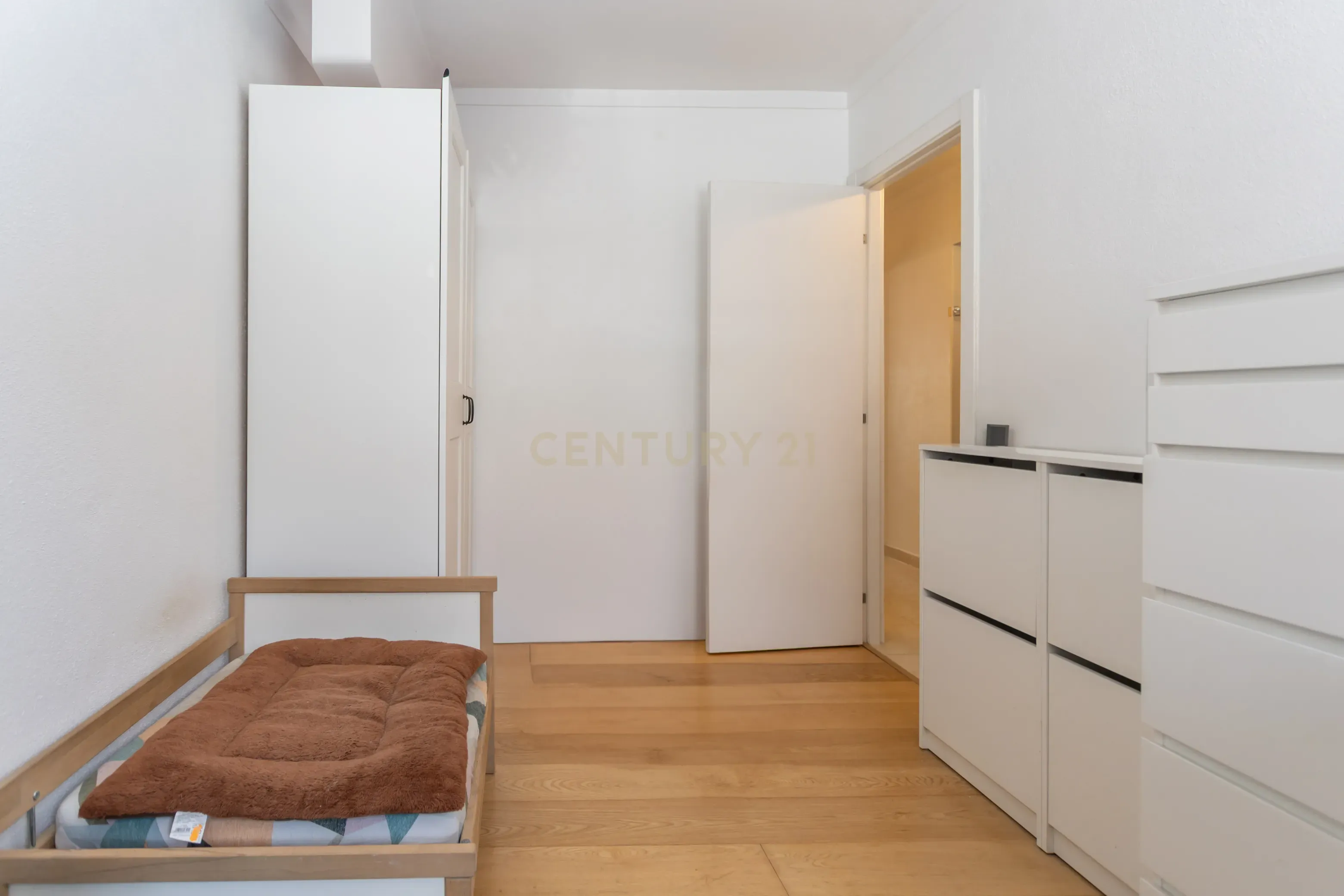Moradia T3 Renovada com Painéis Solares, Ar Condicionado e 2 Logradouros | Manteigadas - Setúbal - Image 19