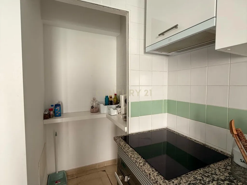 Moradia Moderna com Piscina em Évora - 3 Quartos e Estacionamento - Image 29
