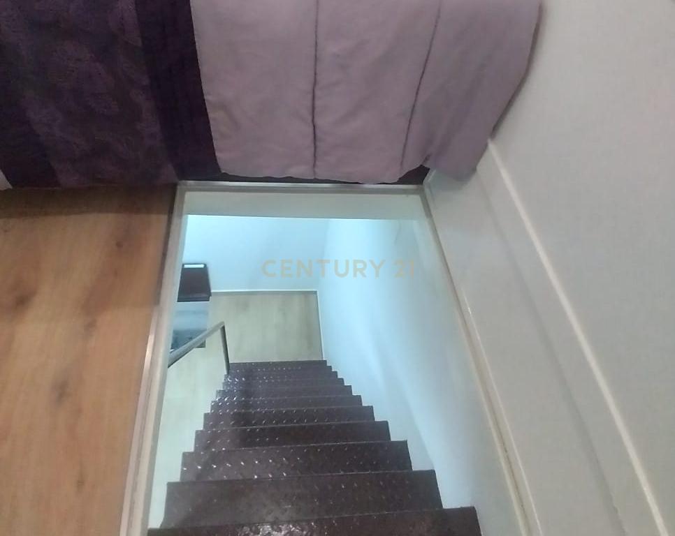 Armazém - Transformado em T1+1 habitacional - Metro Anjos - Image 11