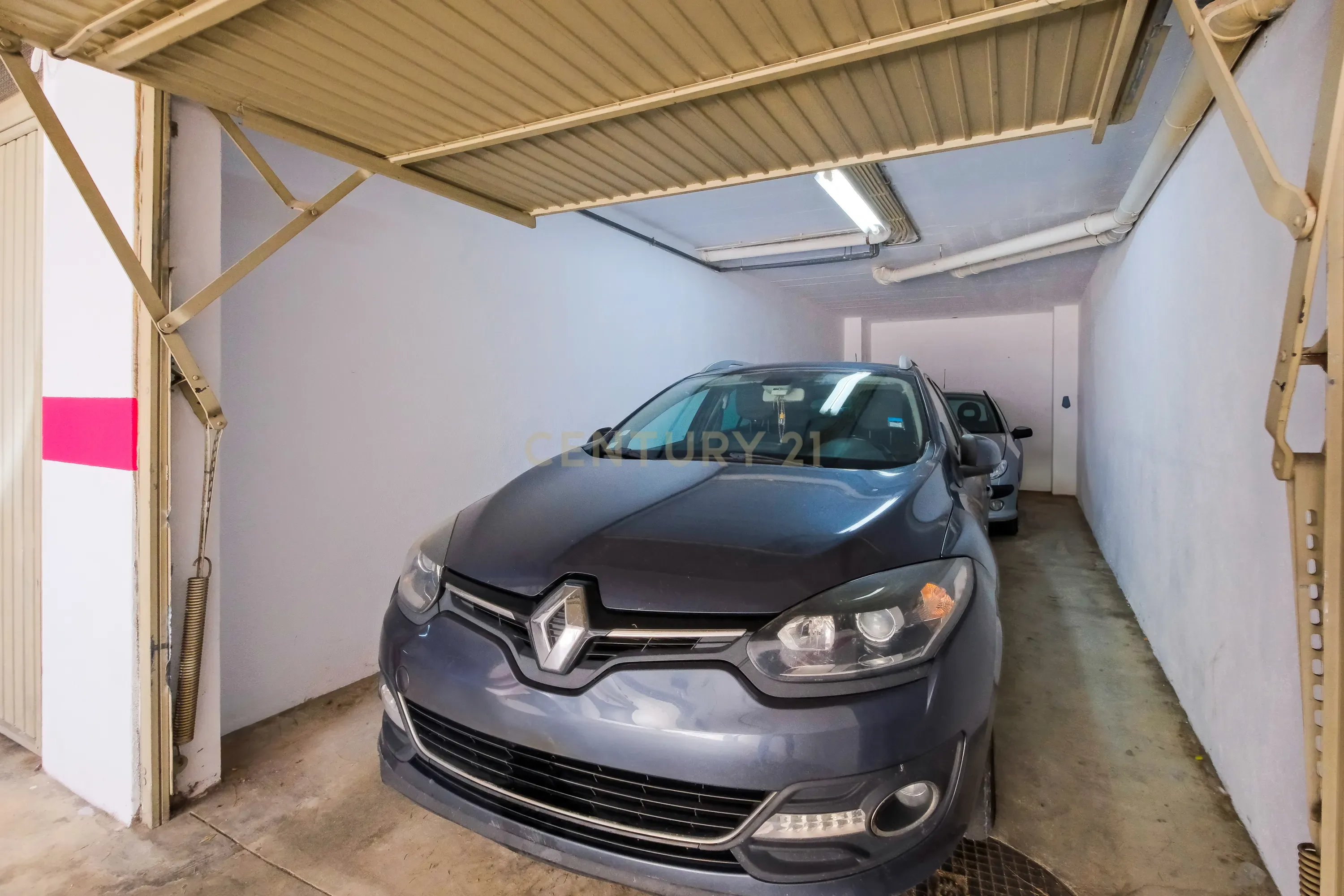Duplex em Lisboa, Sintra: Espaço e Conforto com Vista Serra Sintra - Image 43