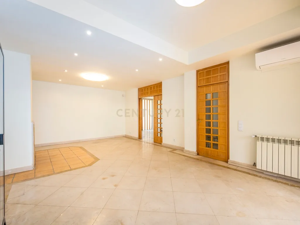 Moradia T4+1 em Condomínio Privado – Parque das Nações, Lisboa - Image 24