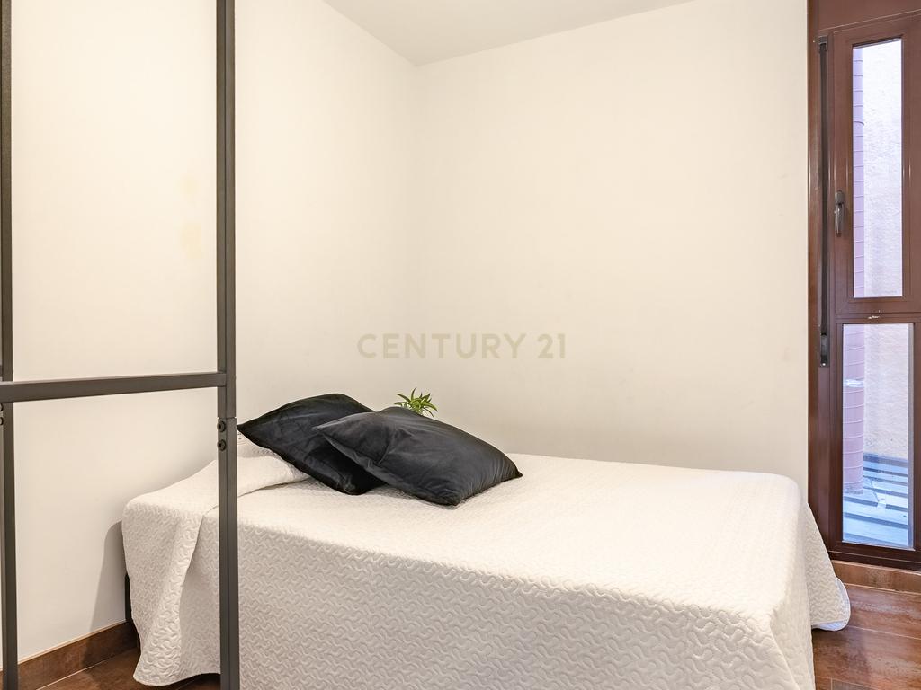 Apartamento amplo de 3 quartos no coração de Vendrell - Image 17